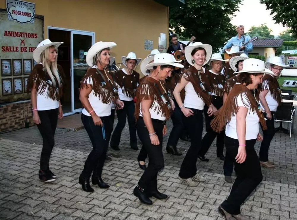 Camping Le Ranch des Volcans 4 Stars★★★★