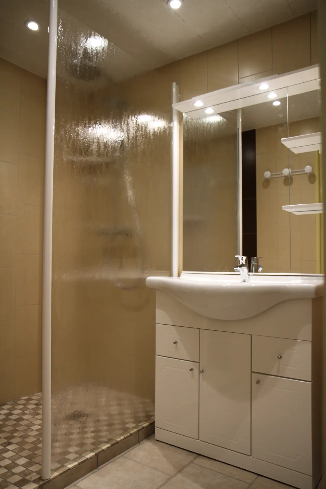 Apartman 7 fő. terasszal