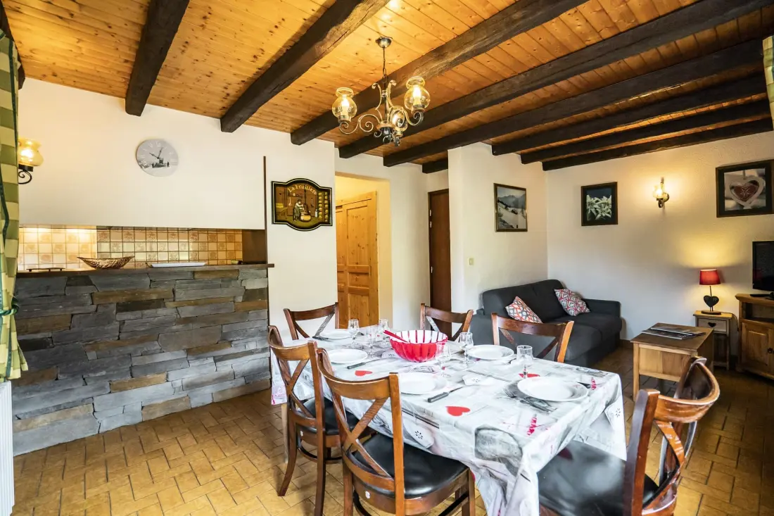 Residence 3 PIES 6 PERSONALI