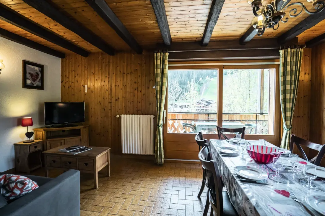 Wohnsitz 3 PIES 6 PERSONen