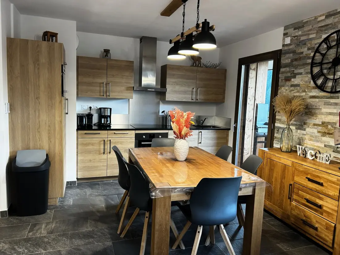 Residencia 3 PIES 6 PERSONAS