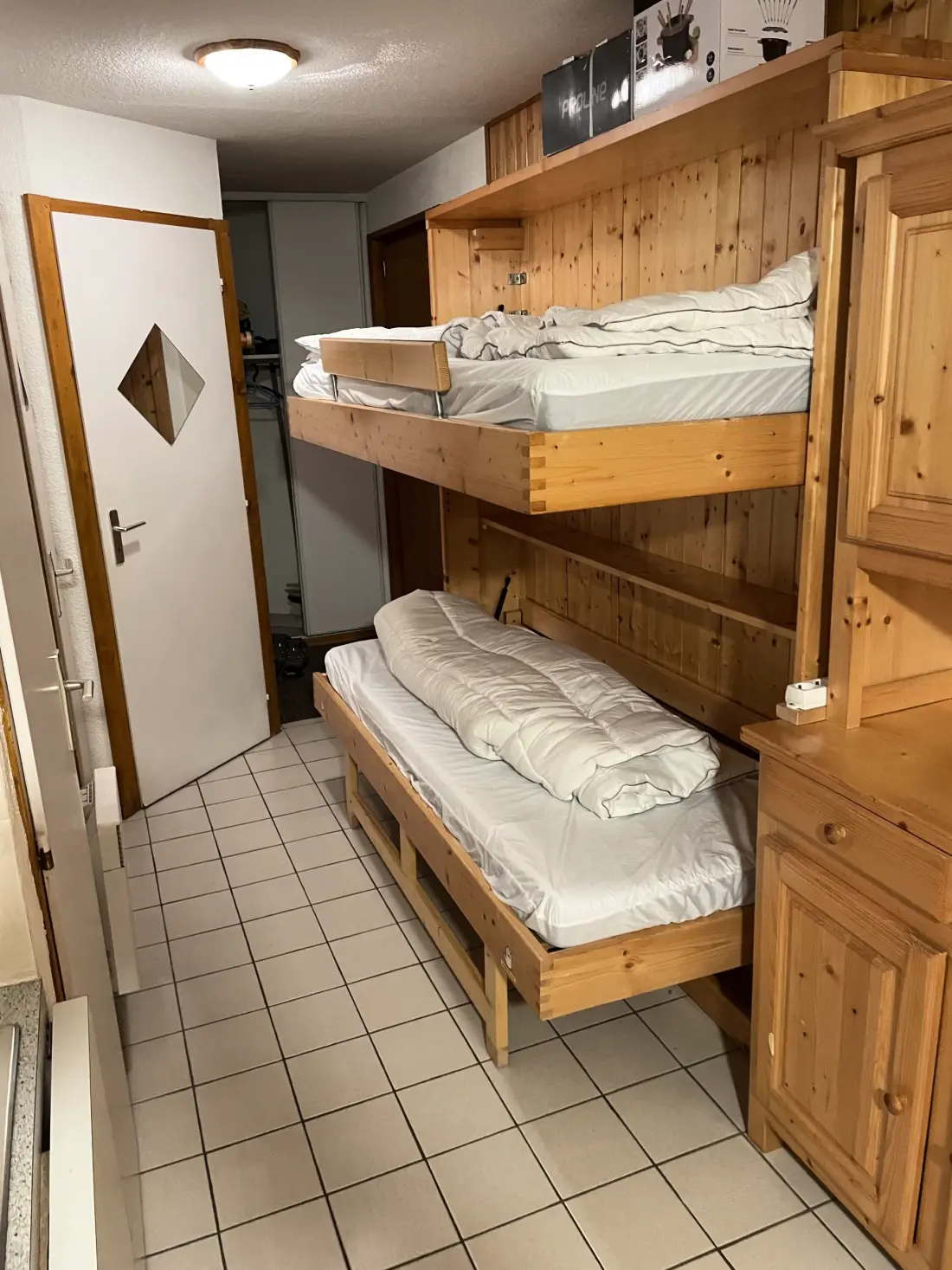 Wohnsitz 3 PIES 6 PERSONen