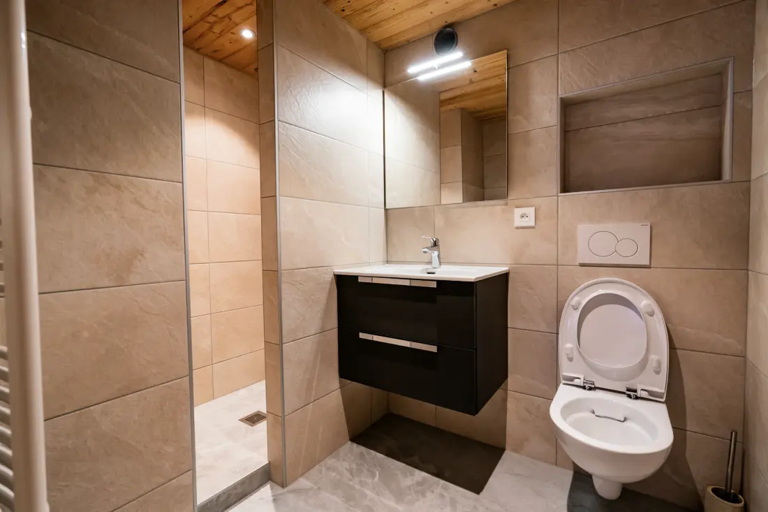 Residence 3 PIES 6 PERSONALI