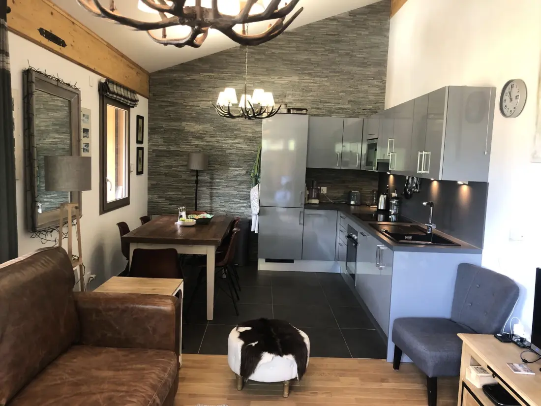 Residence 4 PIECES 6 PERSONen