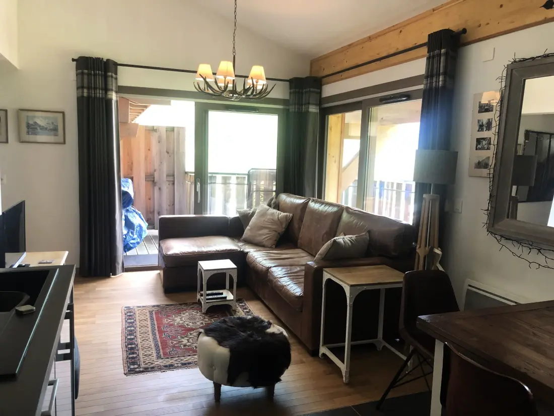Residence 4 PIECES 6 PERSONen