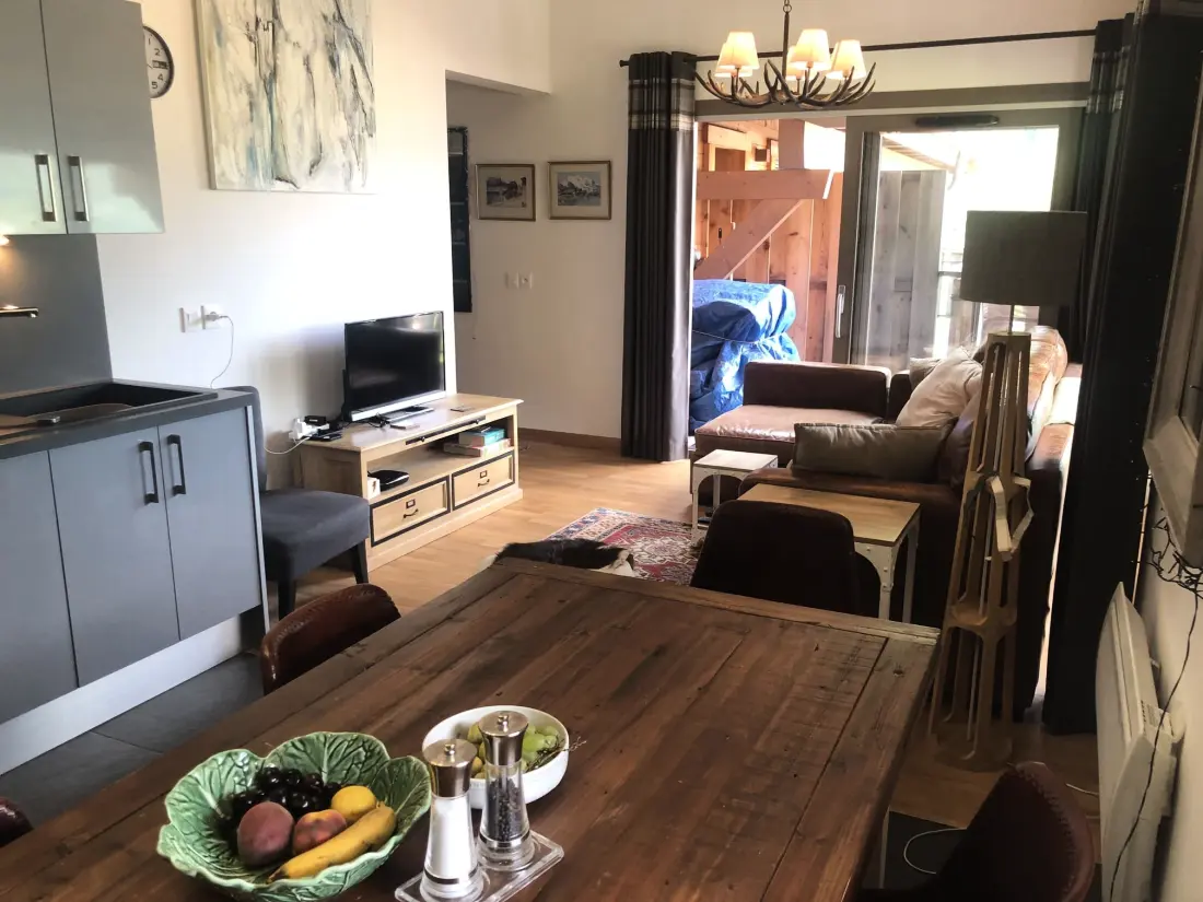 Residence 4 PIECES 6 PERSONen