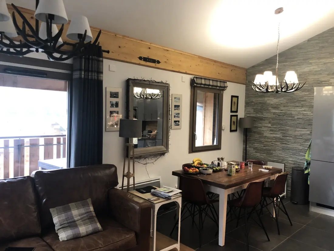 Residence 4 PIECES 6 PERSONen