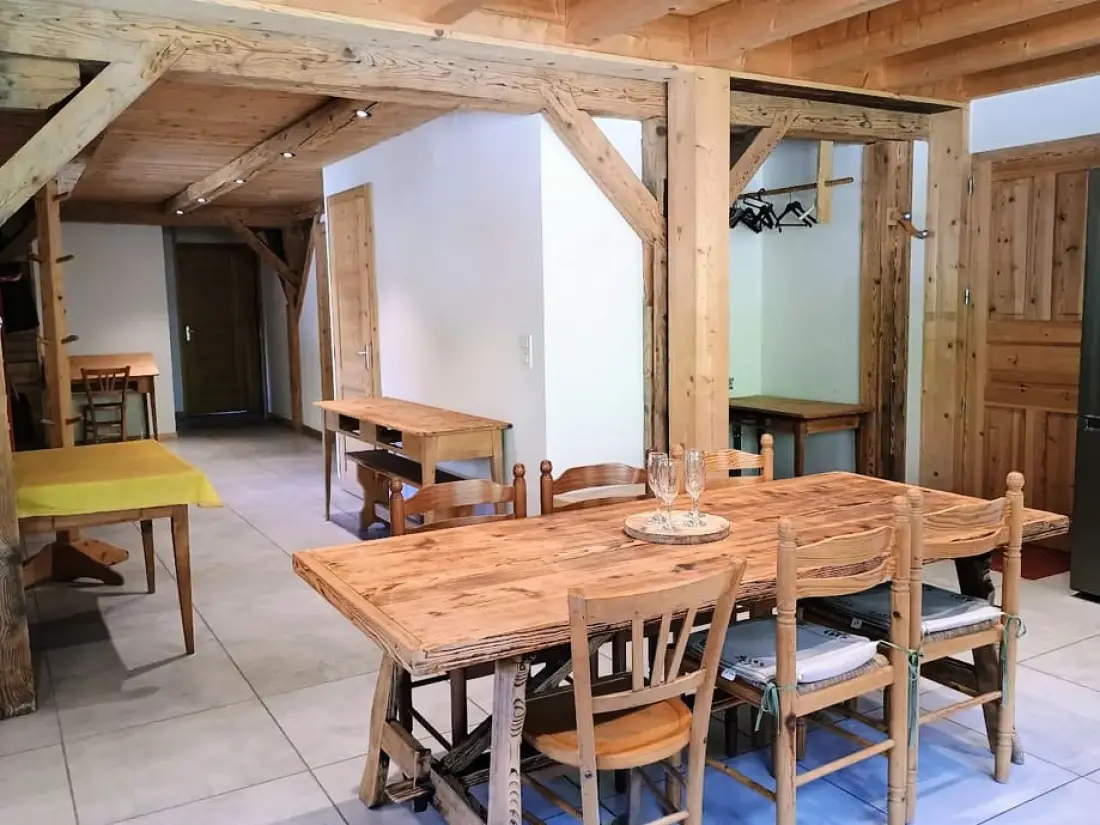 Residencia 5 PIECES 8 PERSONAS