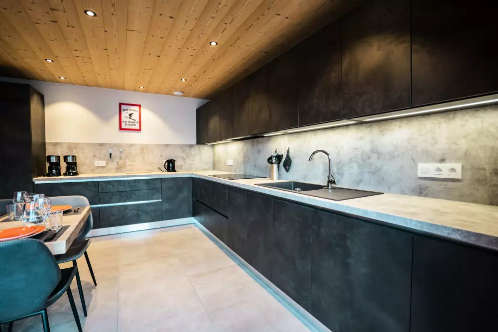 Residence 6 PIECES 12 PERSONS