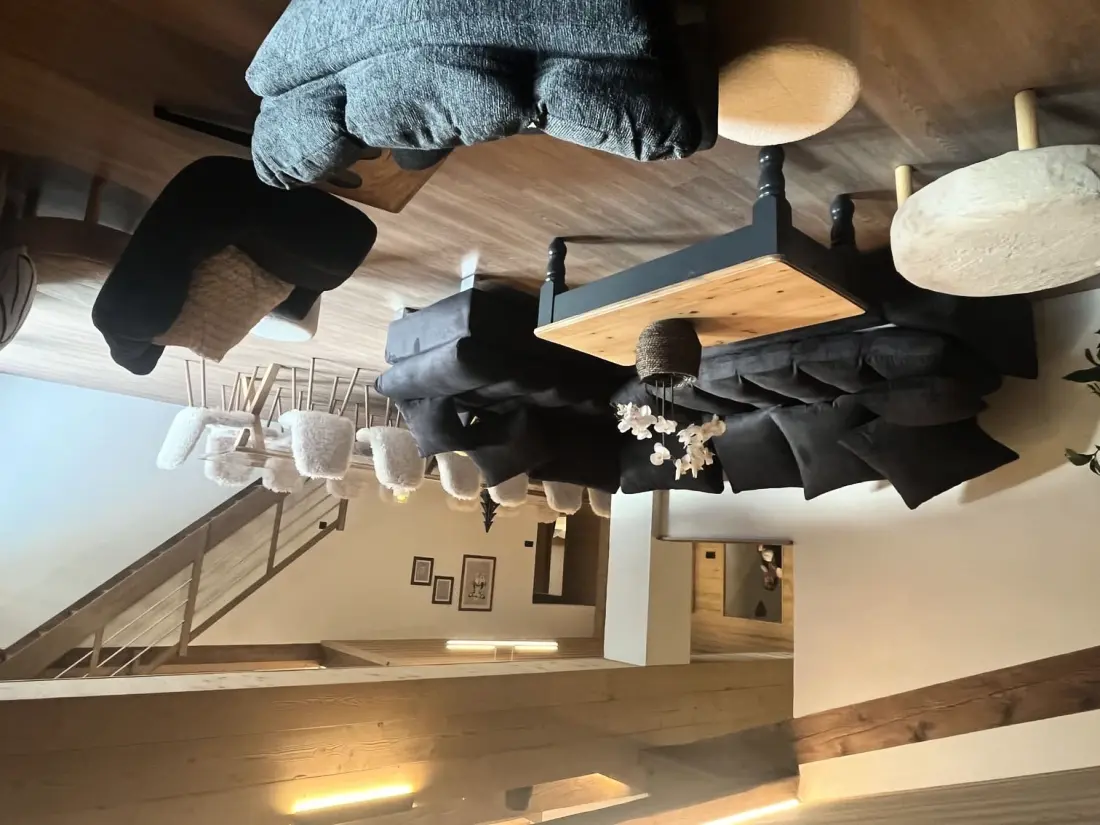 Verblijf 8 PIECES 15 PERSONEN