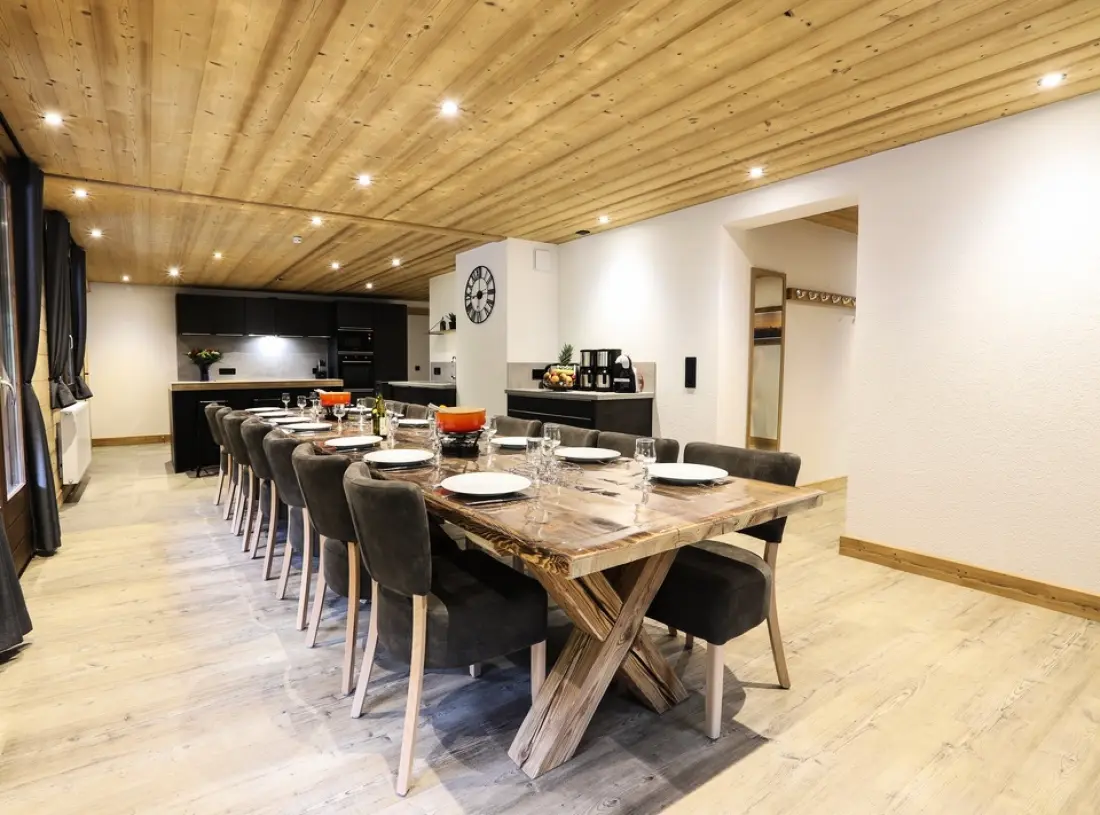 Residence 8 PIECES 15 PERSONS