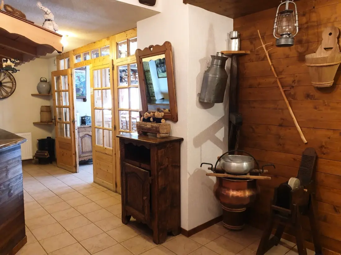 Residence 8 PIECES 20 PERSONEN