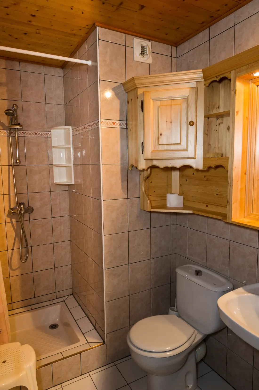 Residence 8 PIECES 20 PERSONEN