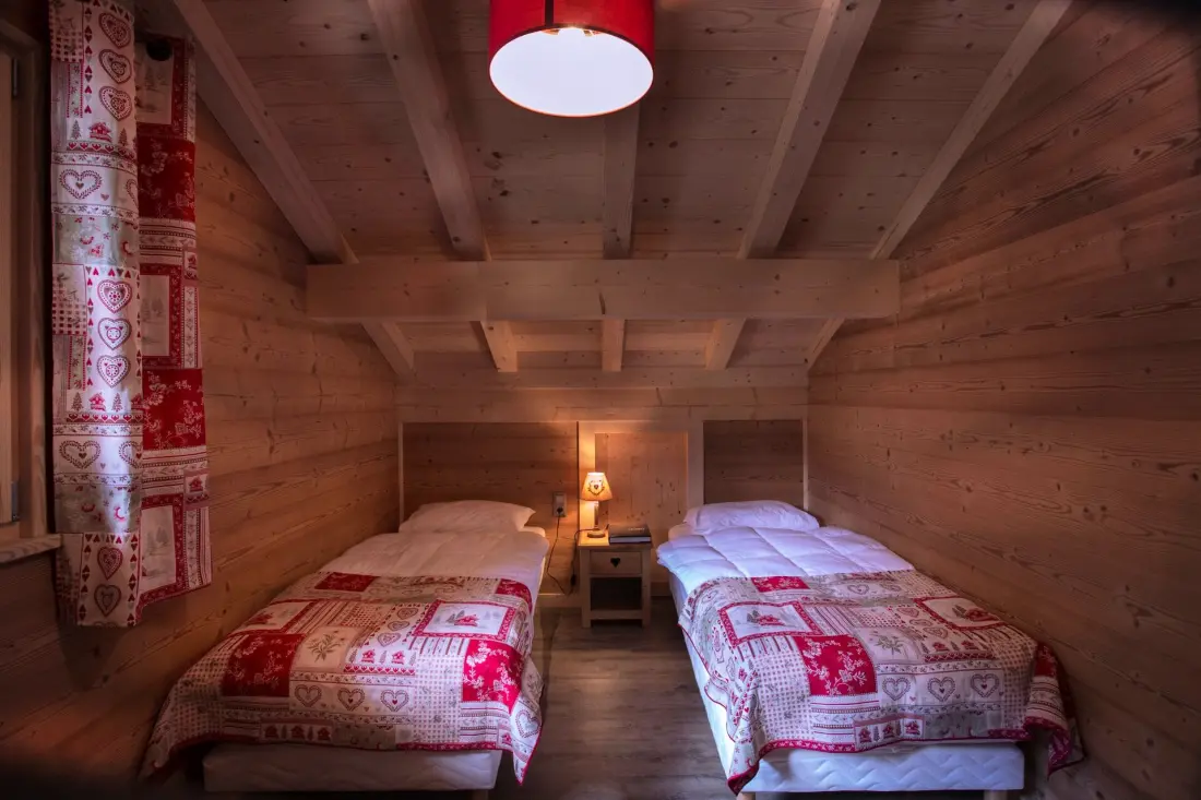 CHALET 10 PERSONS