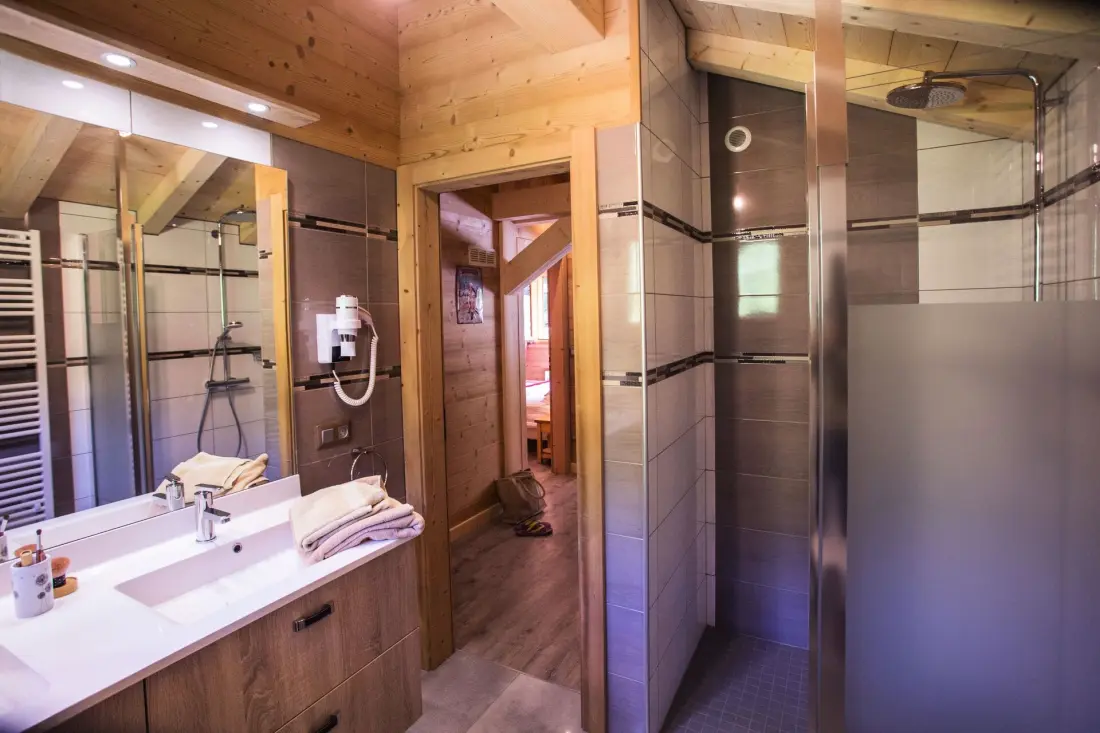 CHALET 10 PERSONS