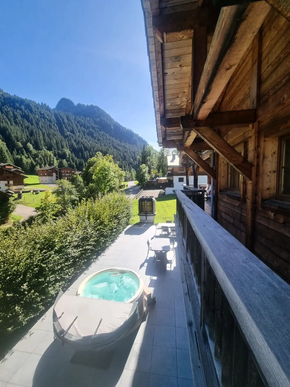 CHALET 14 PERSONS