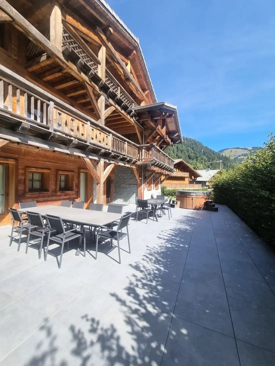 CHALET 14 PERSONS