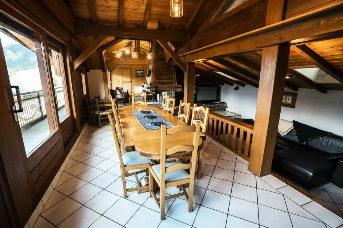 CHALET 14 personer