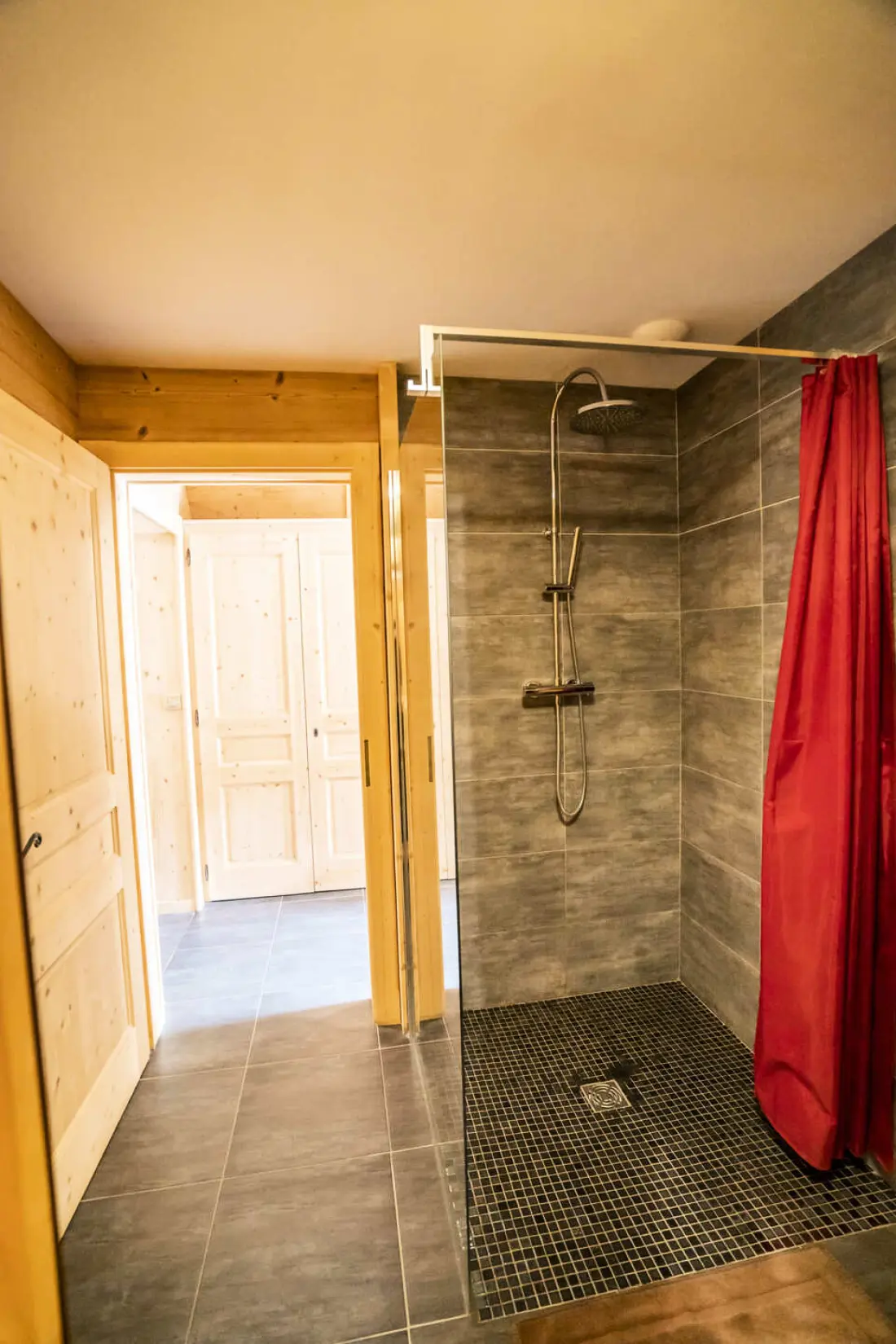 CHALET 15 PERSONEN