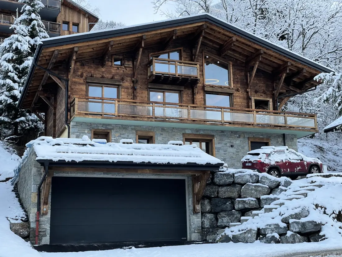 CHALET 15 PERSONS