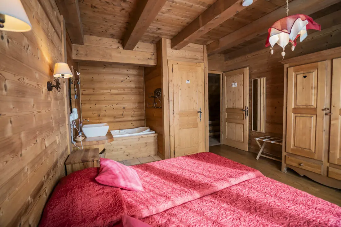 CHALET 15 PERSONen