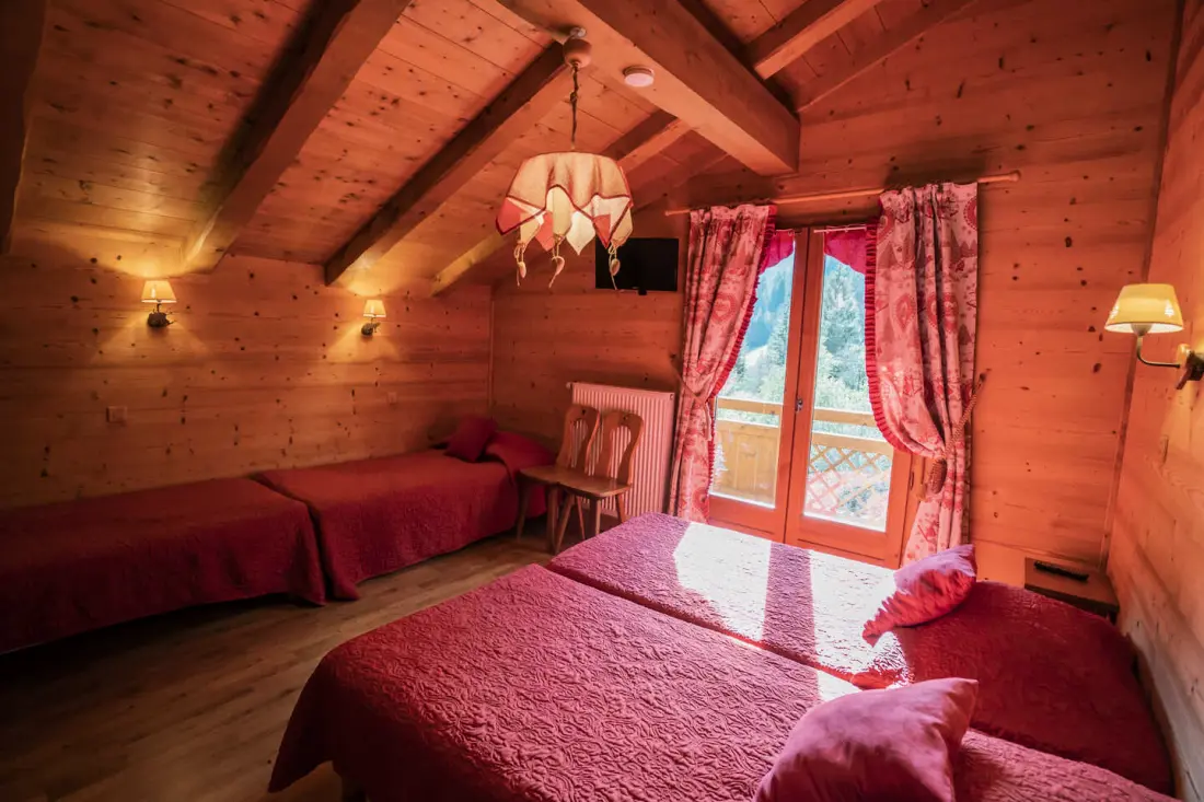 CHALET 15 PERSONen