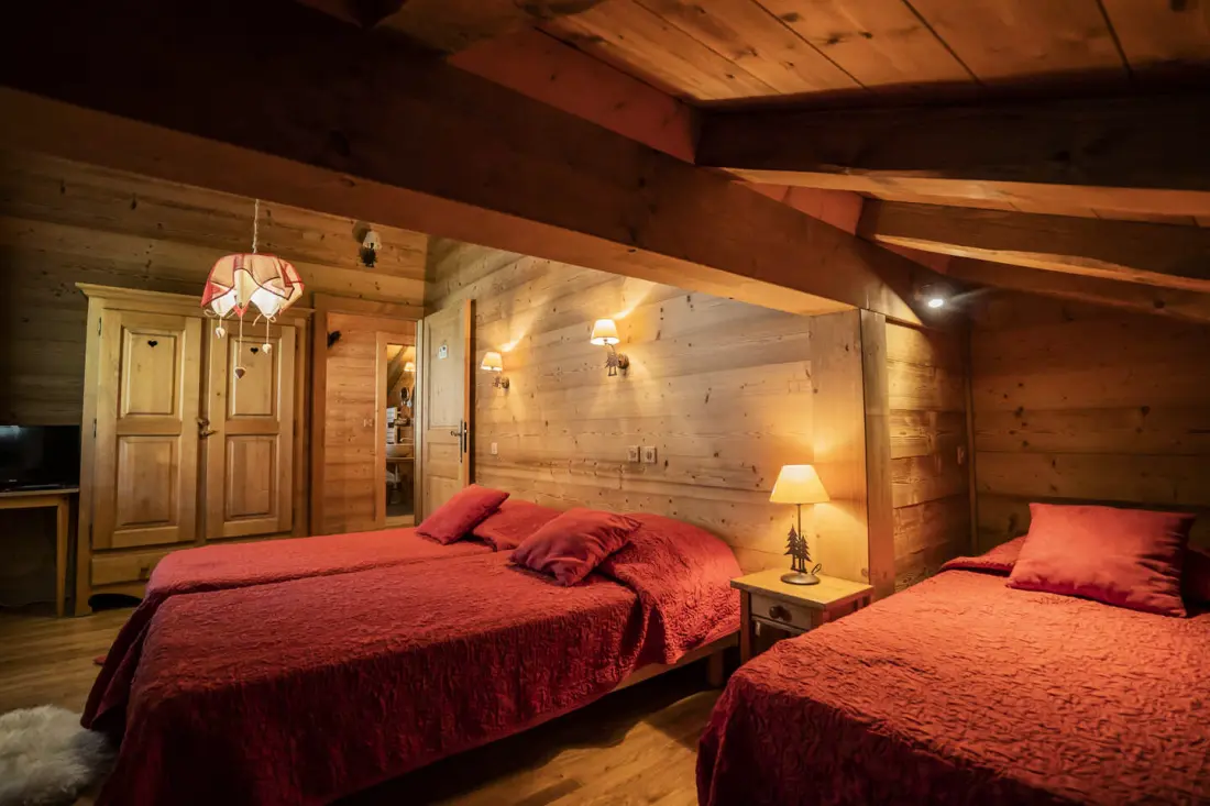 CHALET 15 PERSONen