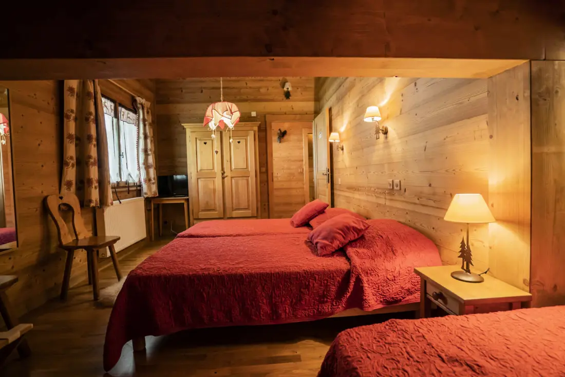 CHALET 15 PERSONen