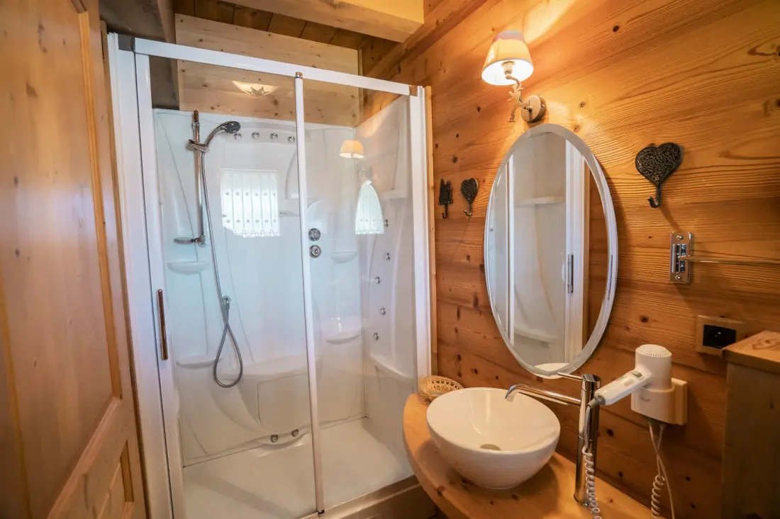 CHALET 15 PERSONen