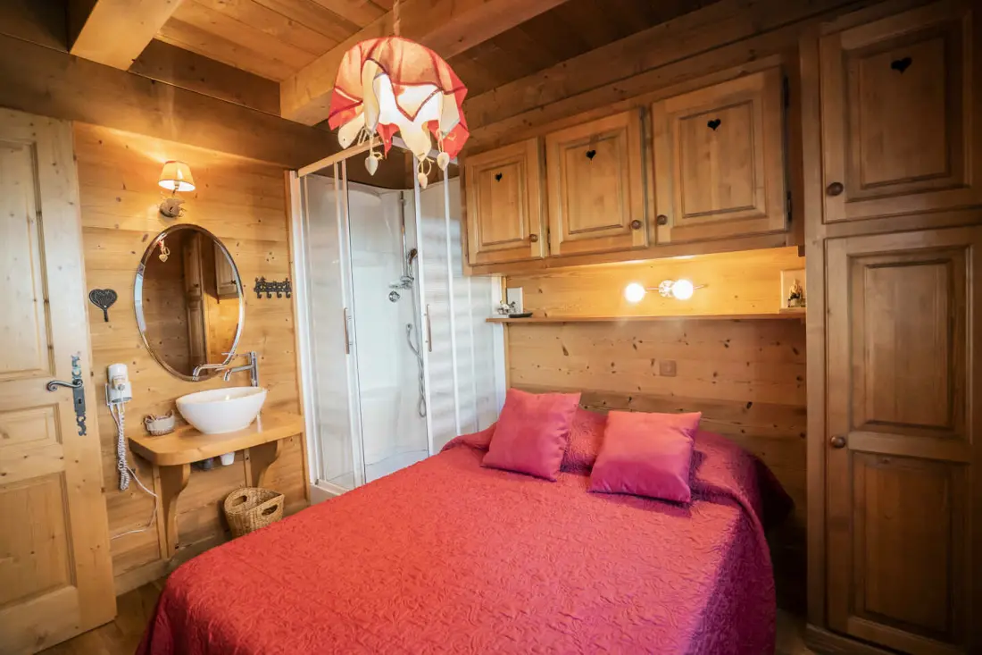 CHALET 15 PERSONen