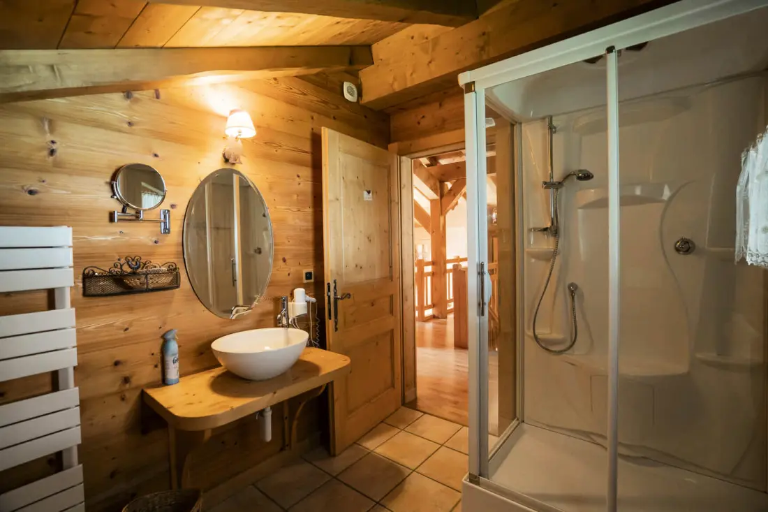 CHALET 15 PERSONen