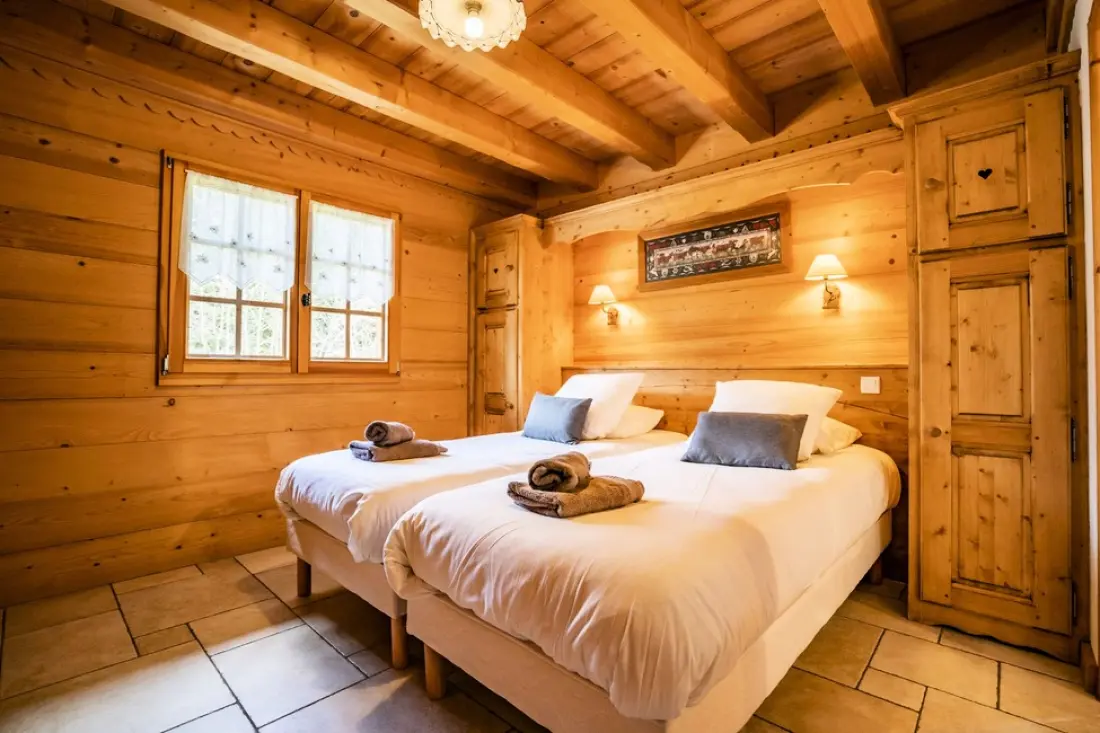 CHALET 15 PERSONen