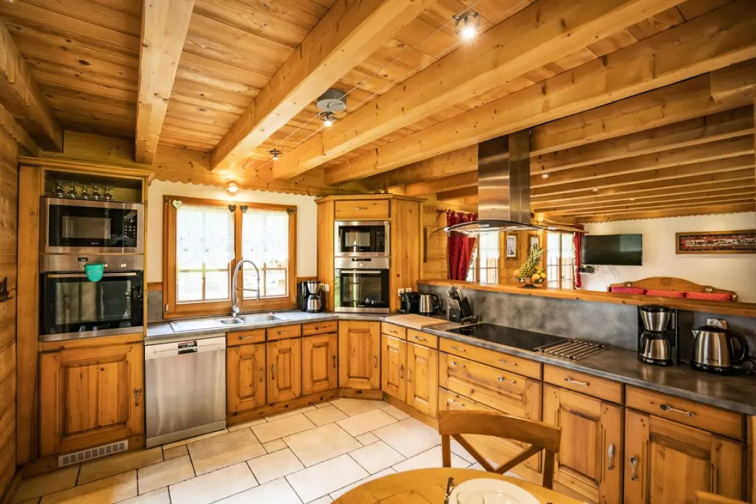 CHALET 15 PERSONen
