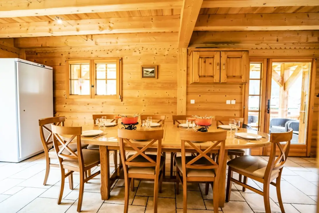 CHALET 15 PERSONen