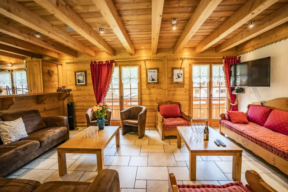 CHALET 15 PERSONen
