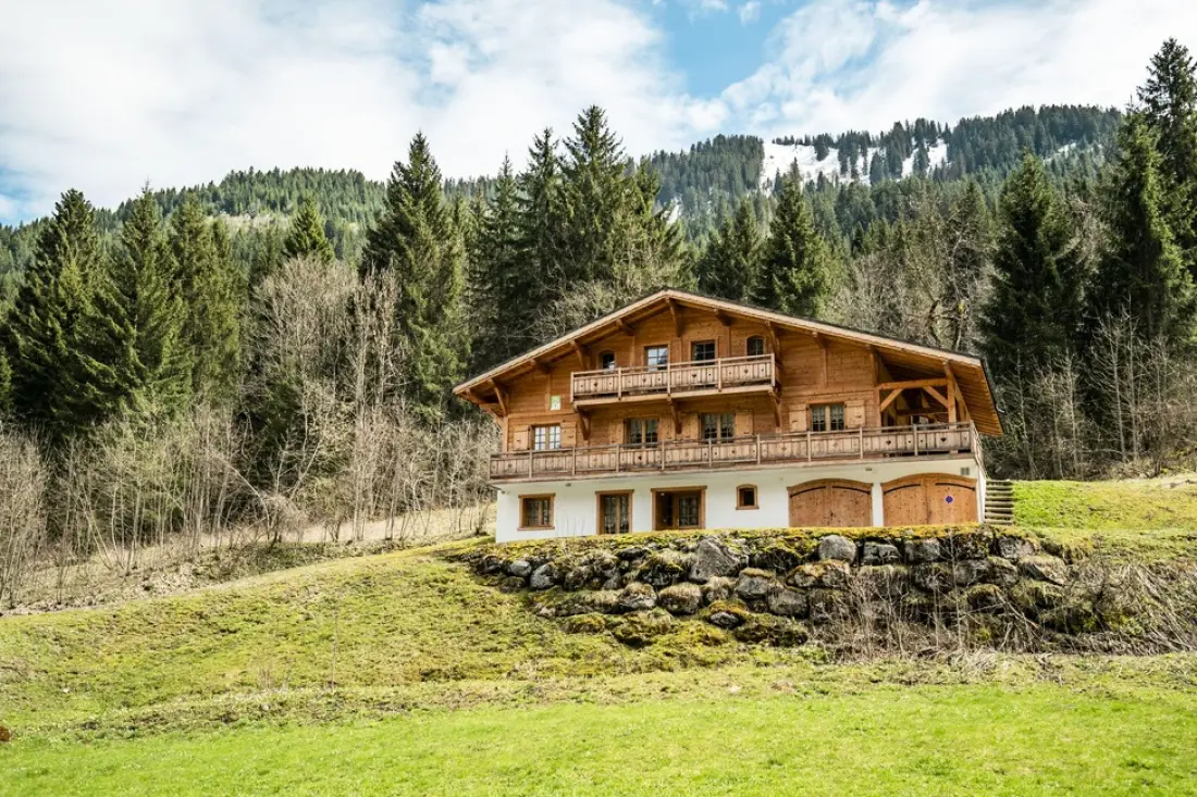 CHALET 15 PERSONen
