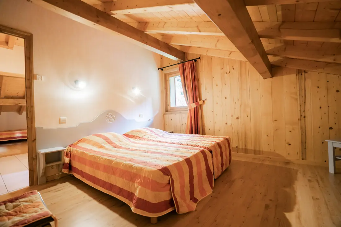 CHALET 9