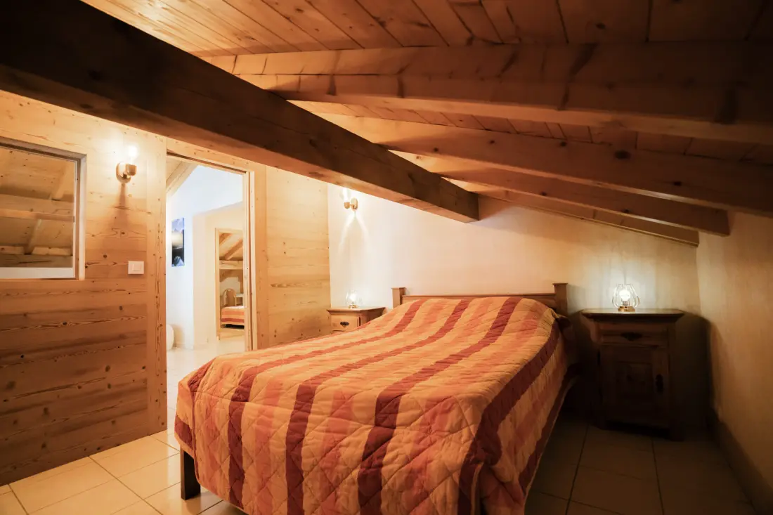CHALET 9