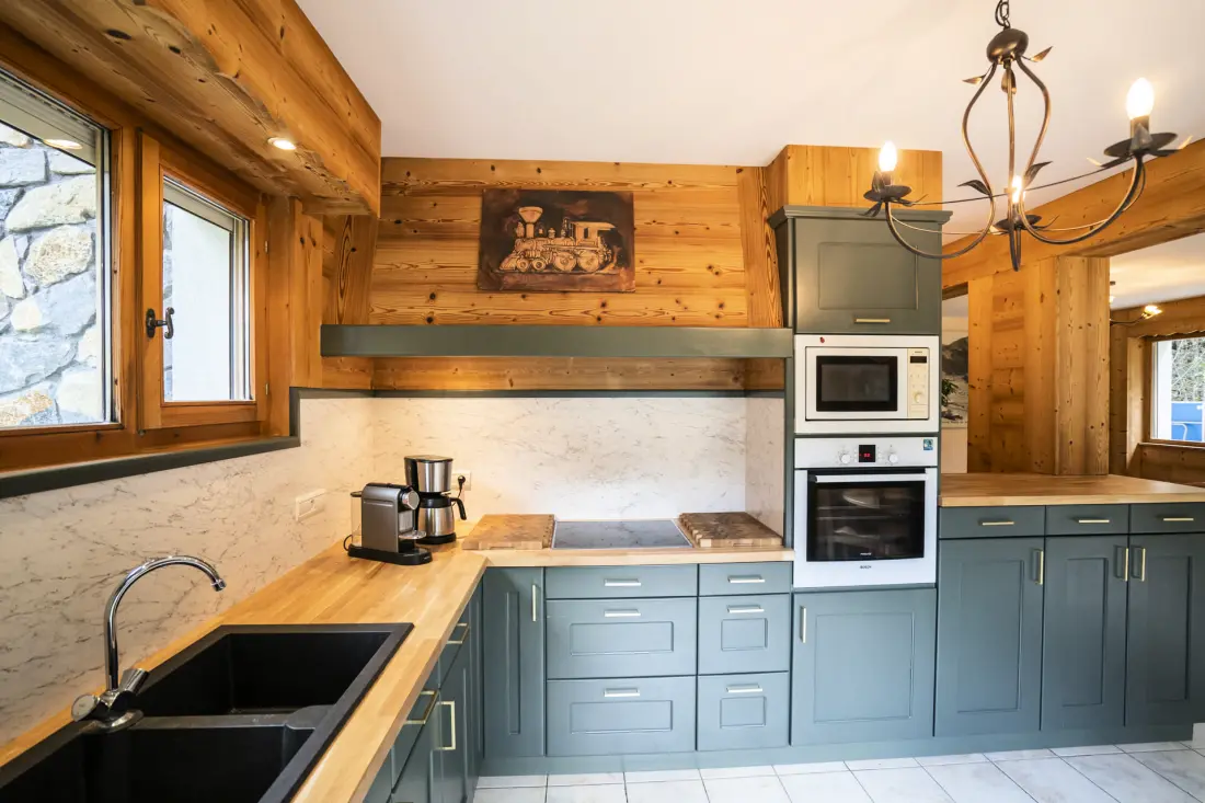 CHALET 9