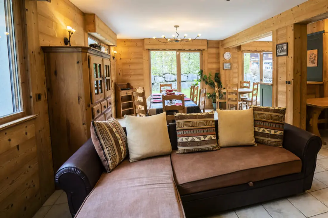 CHALET 9