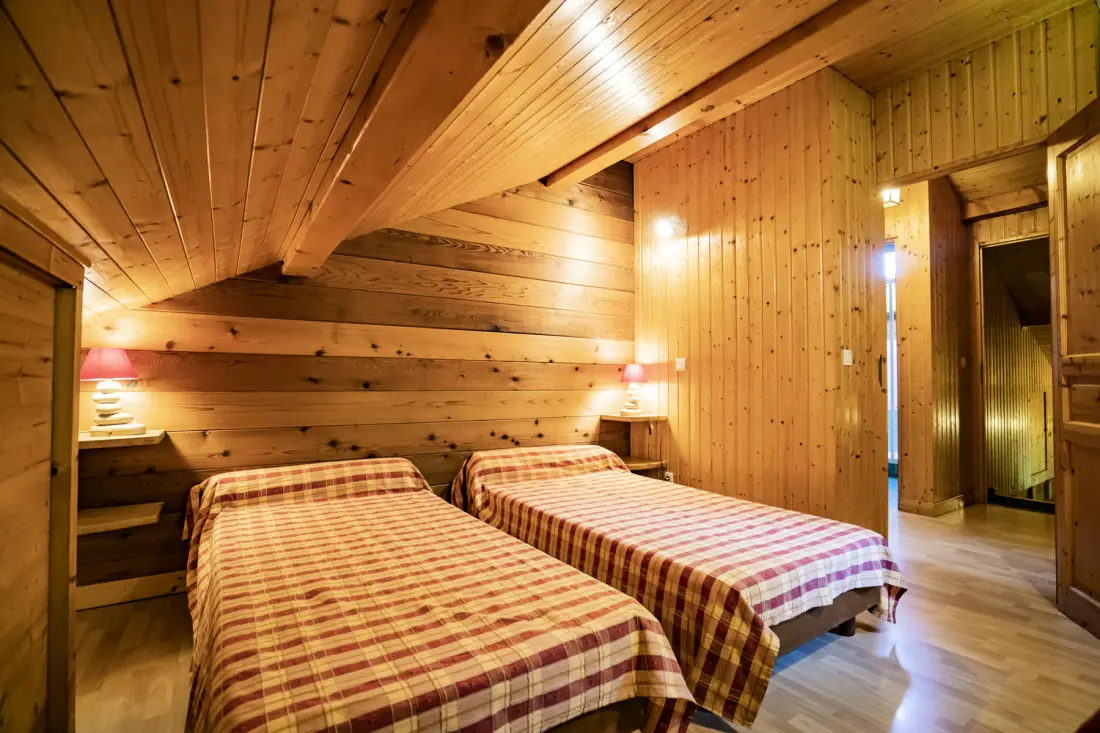 CHALET 9