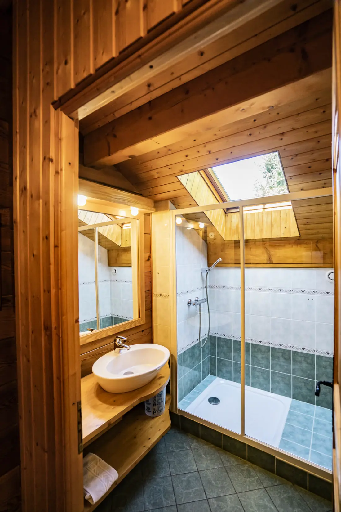 CHALET 9