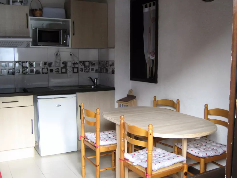 STUDIO 4 PERSONS Rezidencia