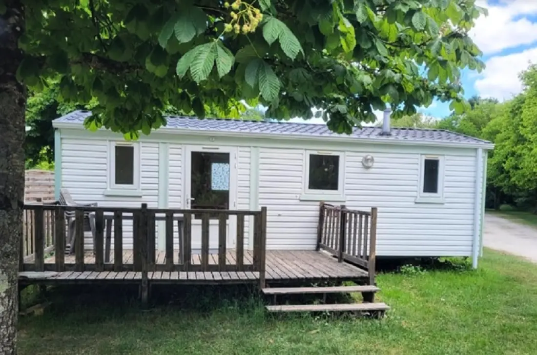 CAMPING THE GUE