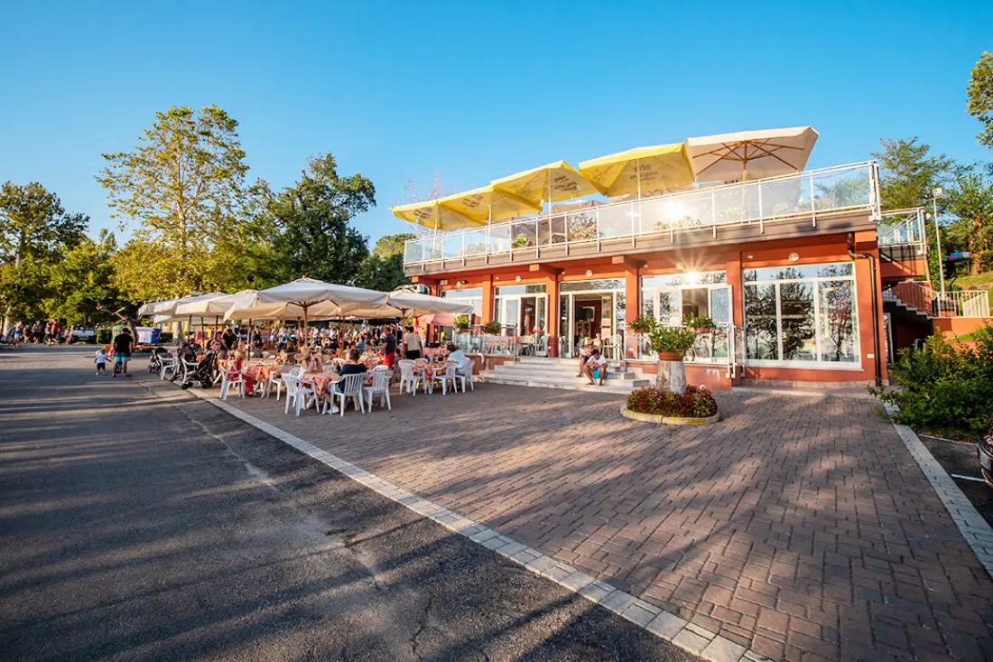Camping Cisano & San Vito 4 étoiles★★★★