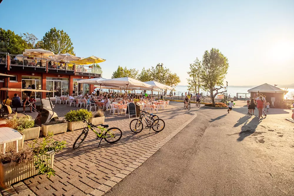 Camping Cisano & San Vito 5 Sterren★★★★★