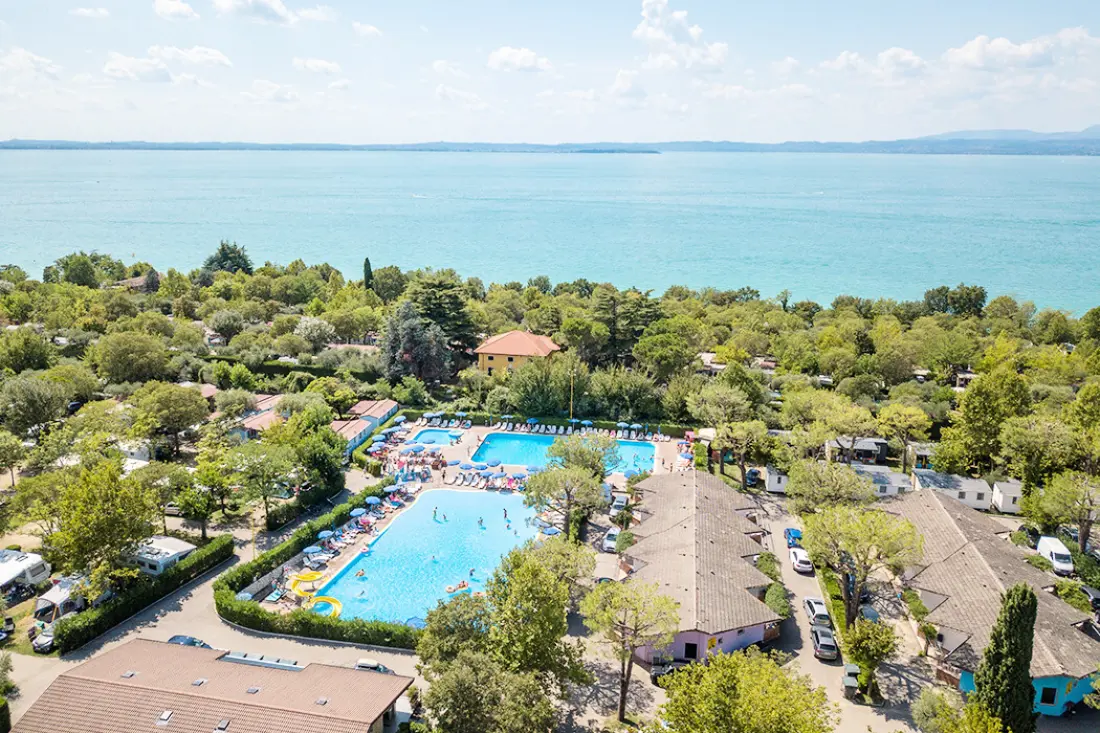 Camping Cisano & San Vito 4 étoiles★★★★