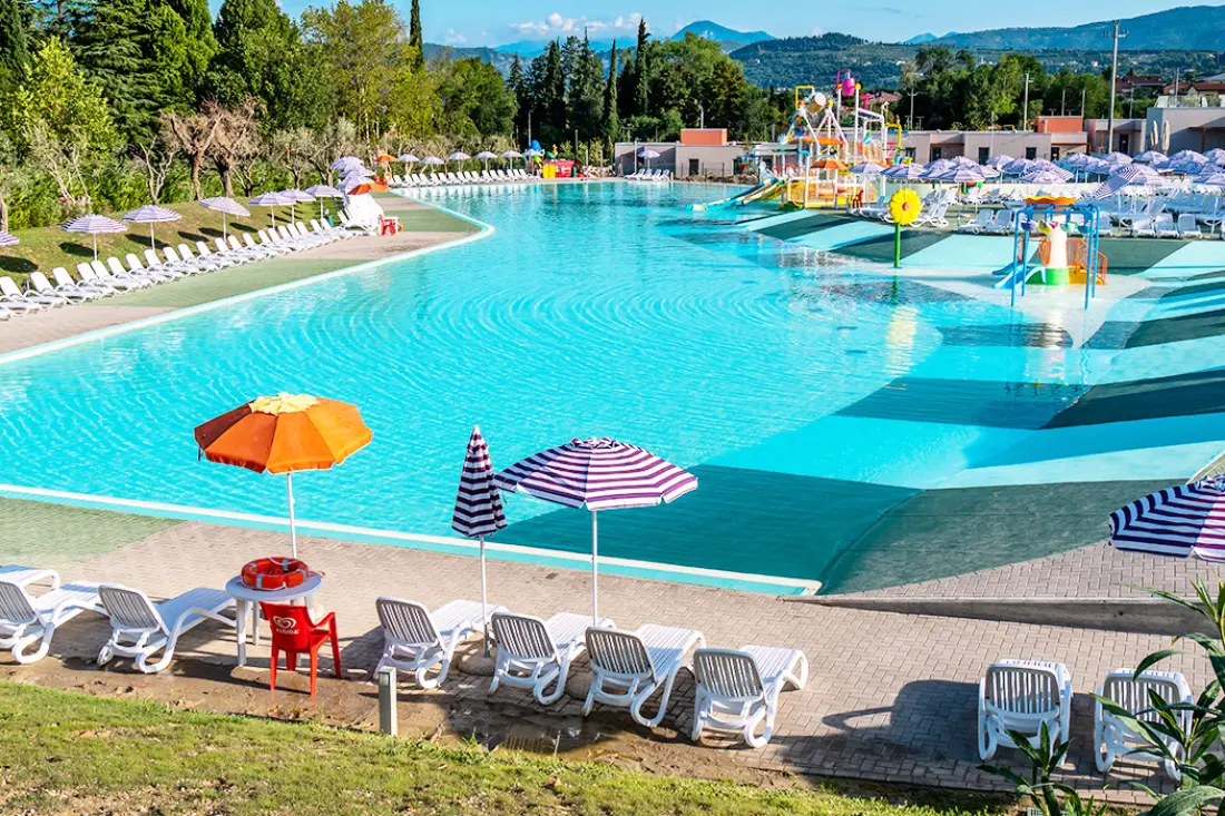 Camping Cisano & San Vito 4 étoiles★★★★