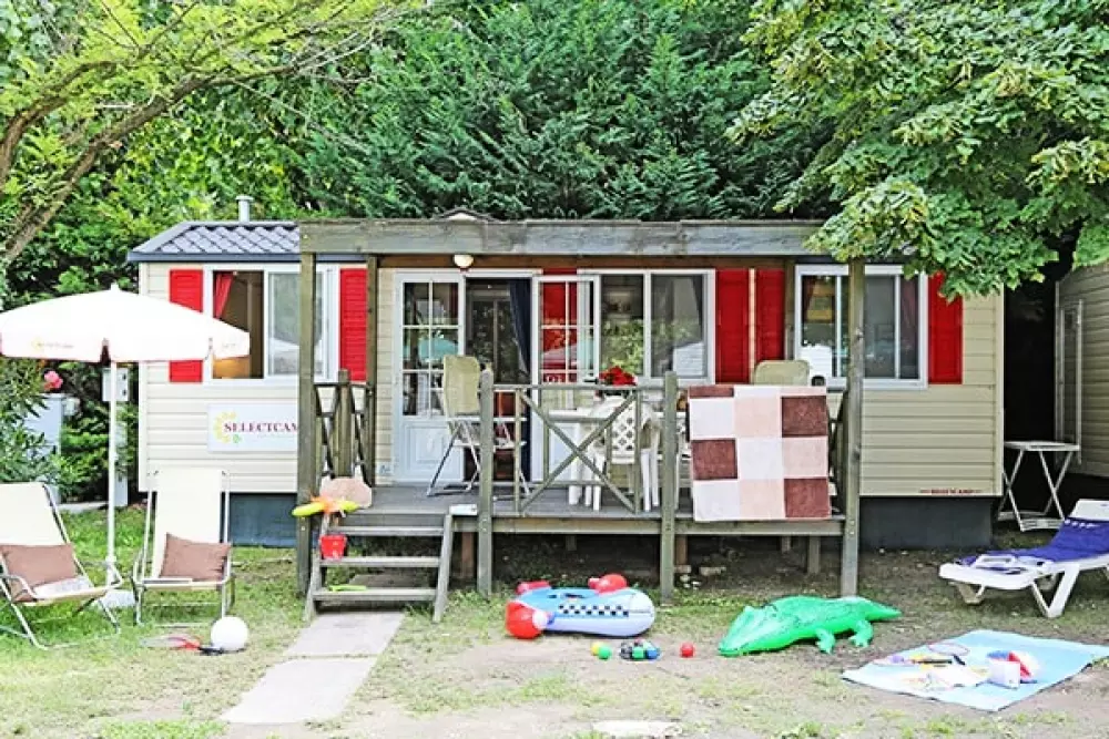 Camping Cisano & San Vito 5 Sterren★★★★★