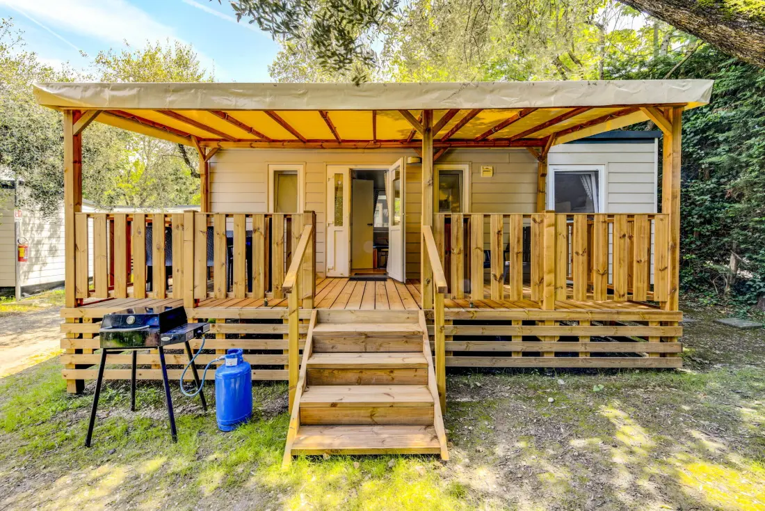Camping Cisano & San Vito 4 étoiles★★★★